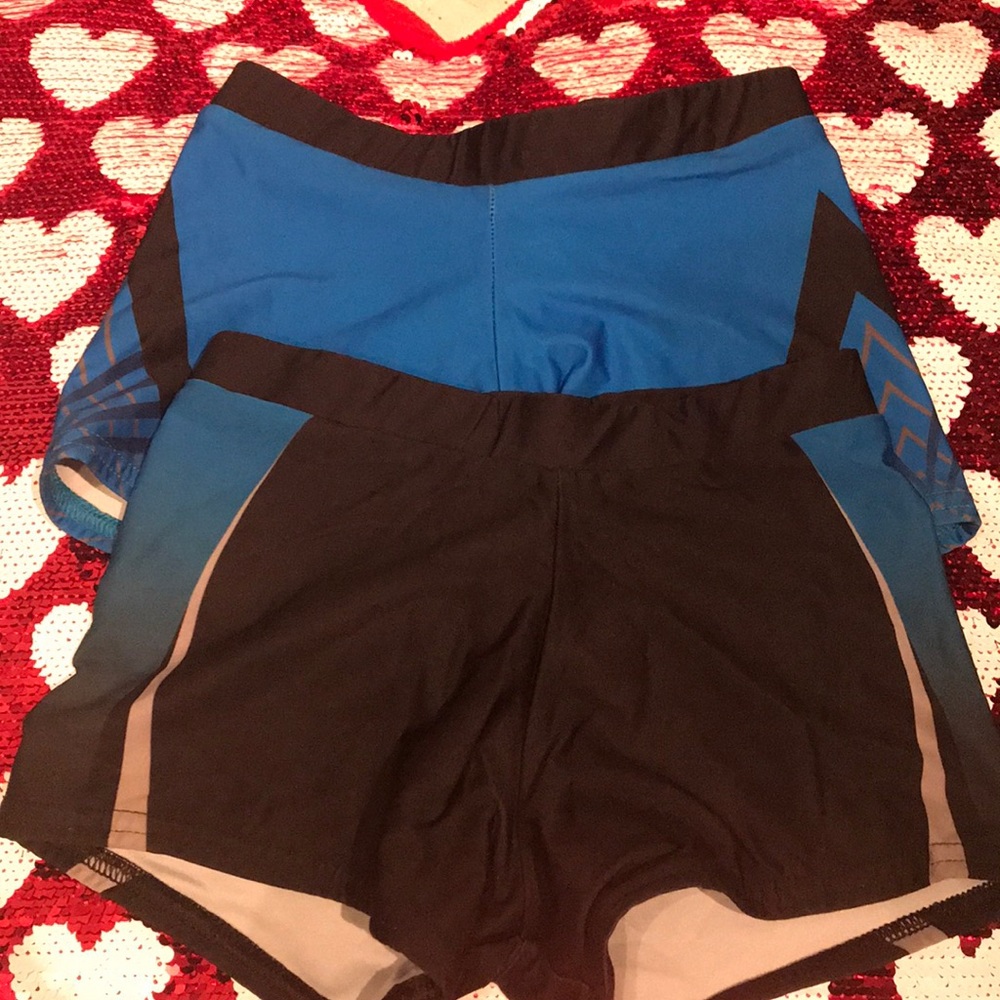 California All Stars cheer shorts for youth s/m✨